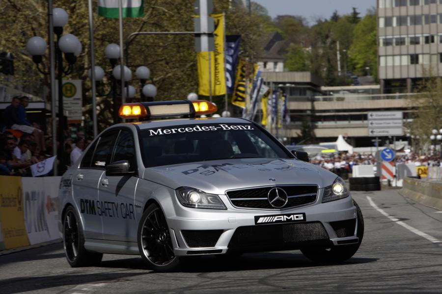  Mercedes-Benz C63 AMG DTM Safety Car 2011 года  (фото 8 из 8)